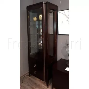 Витрина Fratelli Barri Modena FB.WR.MD.388