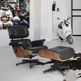 Кресло и оттоманка Schuller Eames Lounge Chair (Имз лаунж) чёрная кожа, 448370