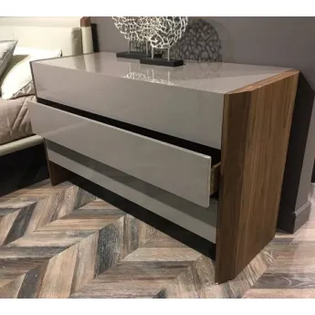 Низкий комод MOD Interiors Avila, три ящика, MDI.CHD.AV.8
