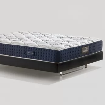 Матрас Magniflex Magnicool 10 Firm (Магнифлекс Магникул 10 Фирм) – 200х200 см, Италия